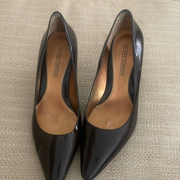 Circa Joan & David shoes - Picture 1 of 3